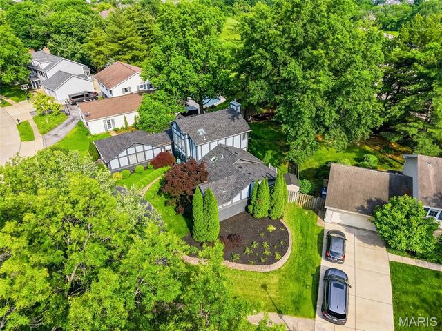 14954 Claymont Estates Drive, Chesterfield, MO 63017