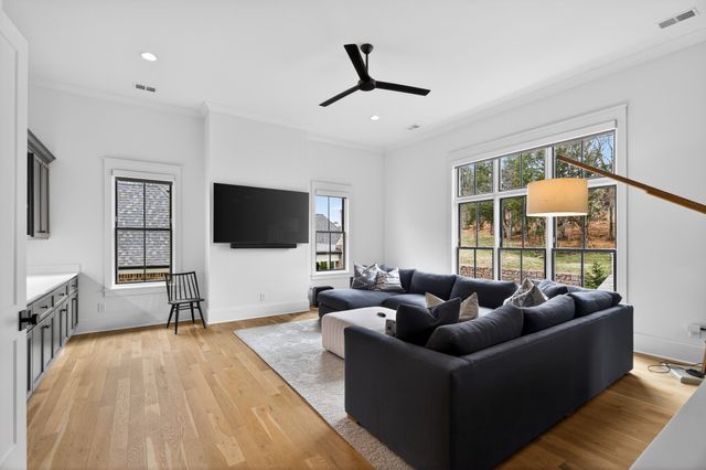 9029 Passiflora Ct, College Grove, TN 37046