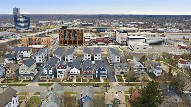629 Fairview Avenue, Grand Rapids, MI 49503