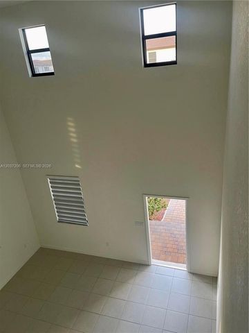 22960 SW 130th Avenue, Miami, FL 33170