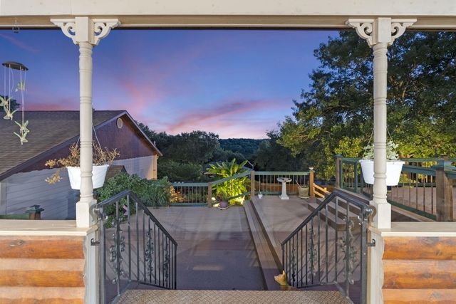 6 Bridgeview Drive, Kimberling City, MO 65686