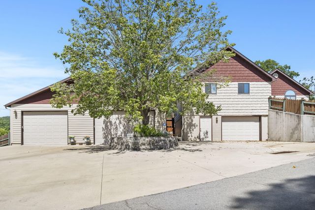 6 Bridgeview Drive, Kimberling City, MO 65686