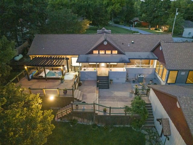 6 Bridgeview Drive, Kimberling City, MO 65686