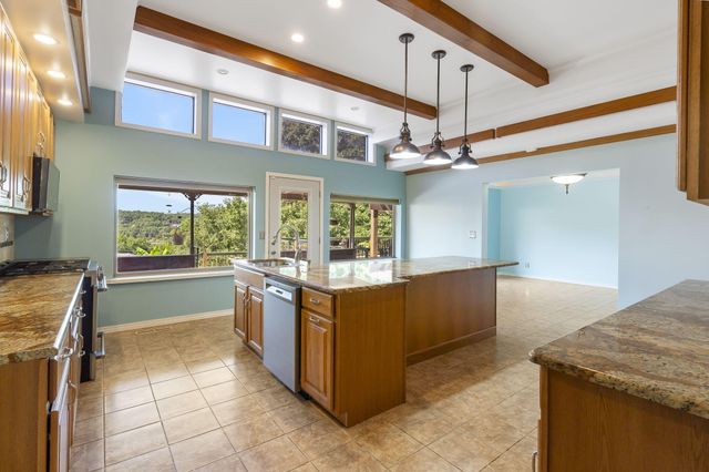 6 Bridgeview Drive, Kimberling City, MO 65686