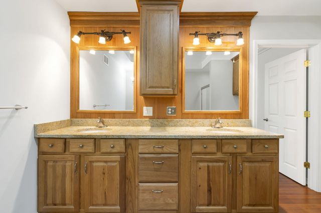 6 Bridgeview Drive, Kimberling City, MO 65686