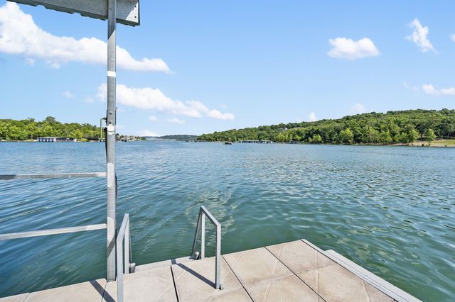 6 Bridgeview Drive, Kimberling City, MO 65686