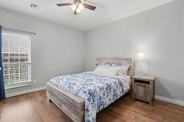 1641 Laurel Drive, Edmond, OK 73003