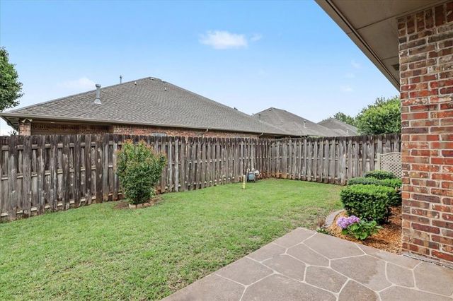 1641 Laurel Drive, Edmond, OK 73003