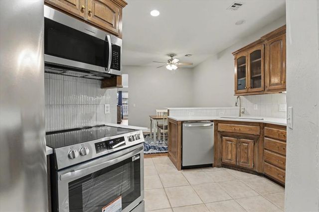 1641 Laurel Drive, Edmond, OK 73003