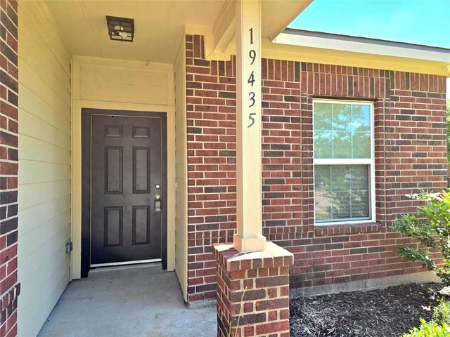 19435 Mystic Cypress Drive, Houston, TX 77449