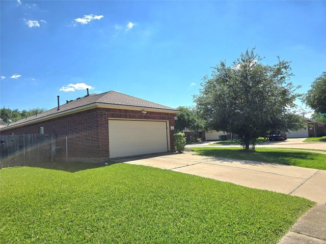 19435 Mystic Cypress Drive, Houston, TX 77449