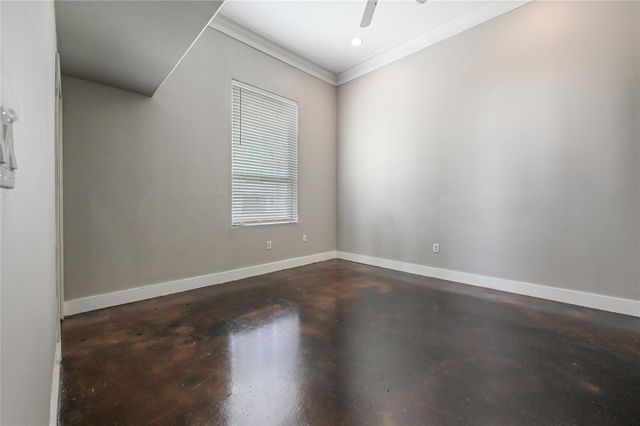 5801 Winsome Lane 201, Houston, TX 77057