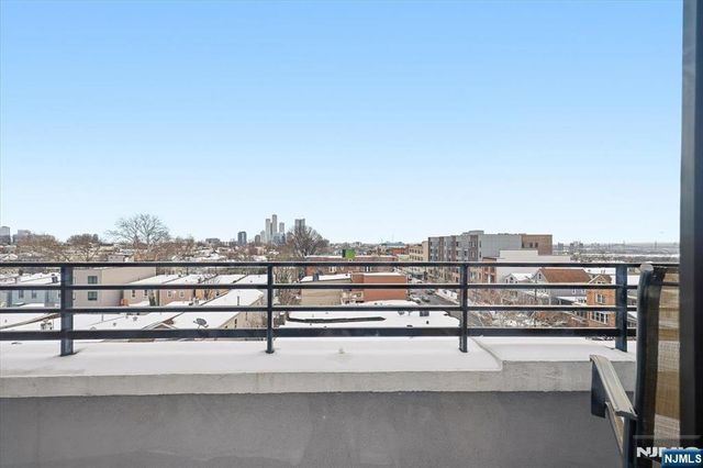 142 Charles Street 403, Jersey City, NJ 07307