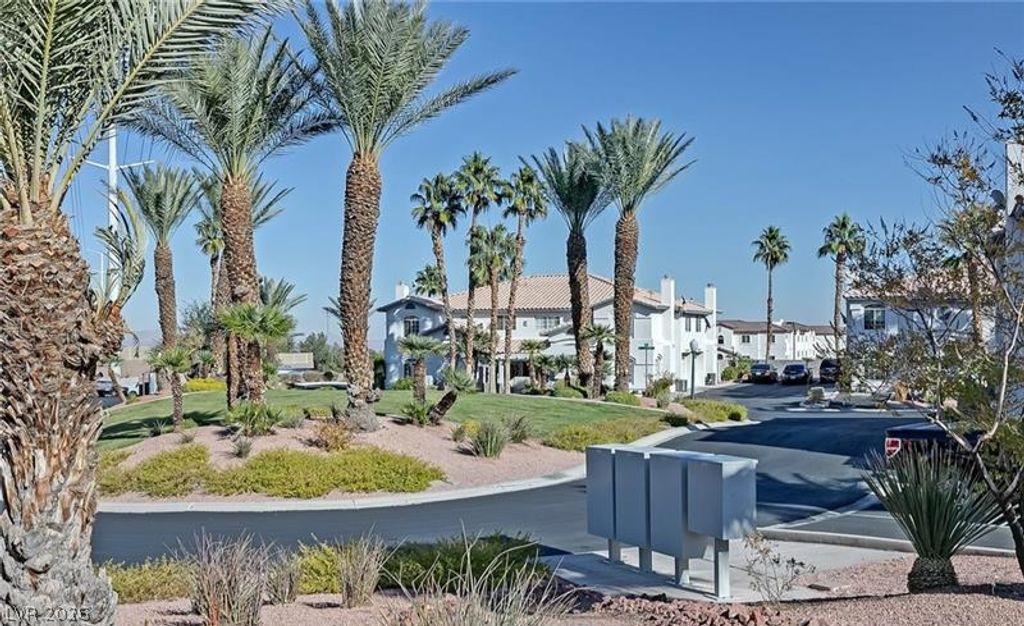 8201 Midnight Star Court, Las Vegas, NV 89145 — photo 3