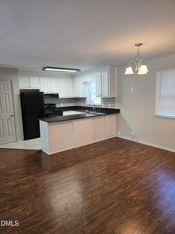 25 E North Street, Angier, NC 27501