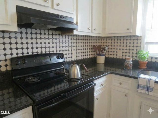 25 E North Street, Angier, NC 27501