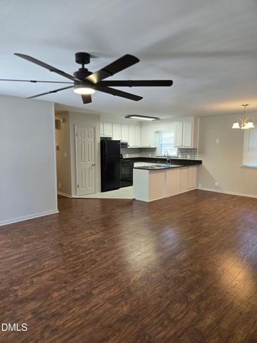 25 E North Street, Angier, NC 27501