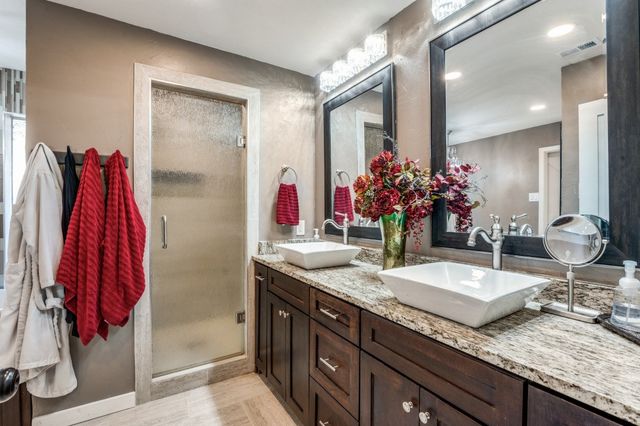 2719 N Surrey Drive, Carrollton, TX 75006