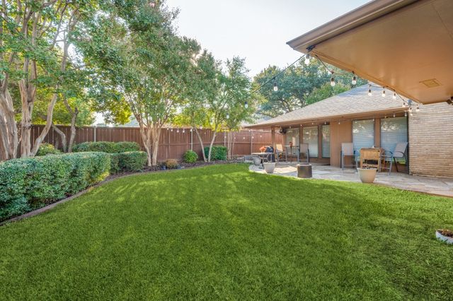 2719 N Surrey Drive, Carrollton, TX 75006