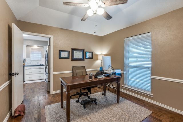 2719 N Surrey Drive, Carrollton, TX 75006