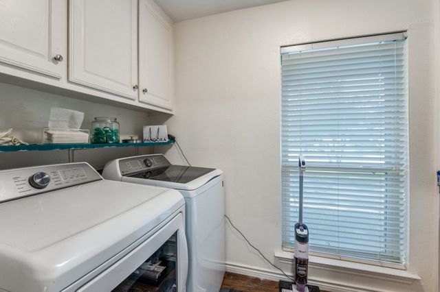 2719 N Surrey Drive, Carrollton, TX 75006