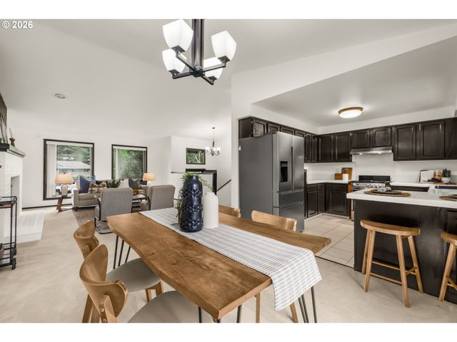 12950 Se MARISA Ct, Happy Valley, OR 97086