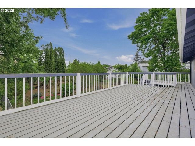 12950 Se MARISA Ct, Happy Valley, OR 97086