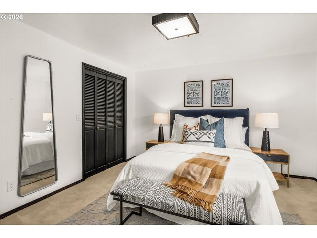 12950 Se MARISA Ct, Happy Valley, OR 97086