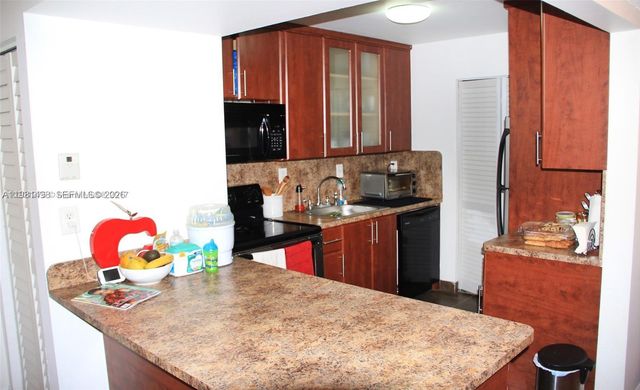 20741 NE 4th Ct 205, Miami, FL 33179