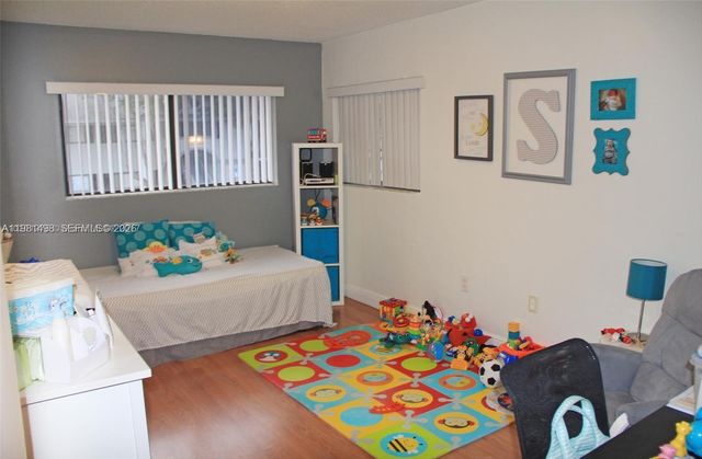 20741 NE 4th Ct 205, Miami, FL 33179