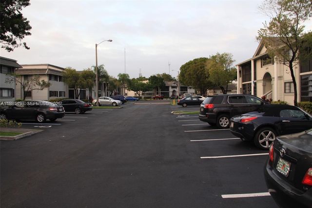 20741 NE 4th Ct 205, Miami, FL 33179