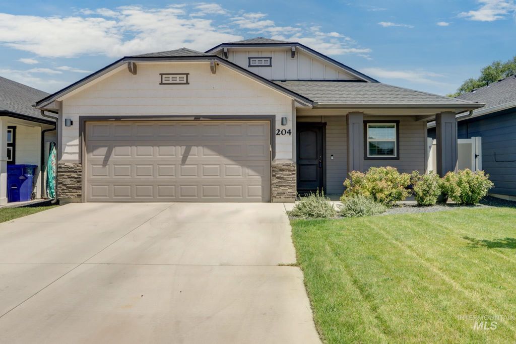 204 Crimson Cir E, Fruitland, ID 83619