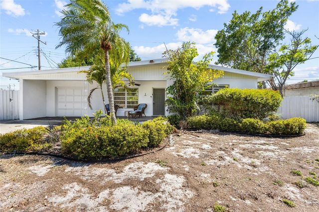 2082 ORCHID STREET, Sarasota, FL 34239