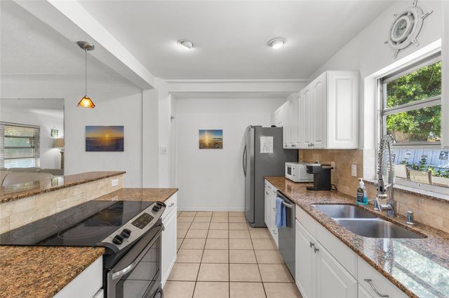 2082 ORCHID STREET, Sarasota, FL 34239