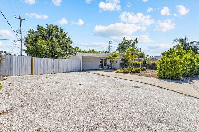 2082 ORCHID STREET, Sarasota, FL 34239