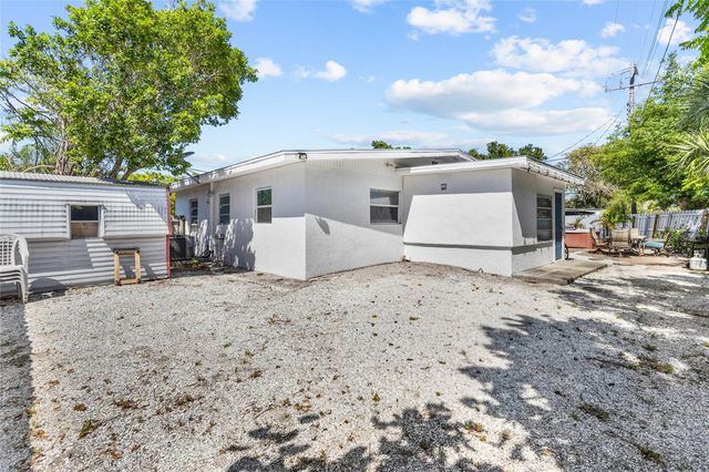 2082 ORCHID STREET, Sarasota, FL 34239