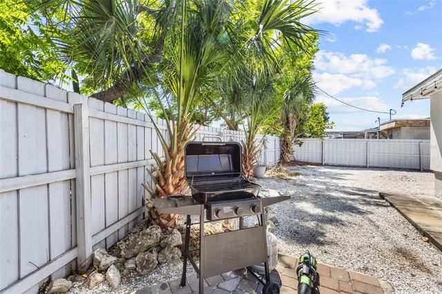 2082 ORCHID STREET, Sarasota, FL 34239