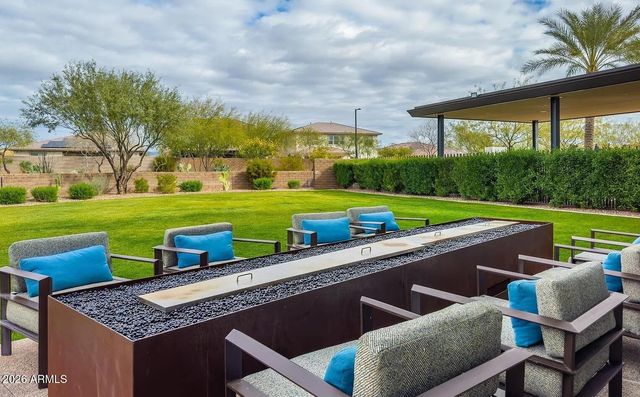 3413 E CREST Lane, Phoenix, AZ 85050