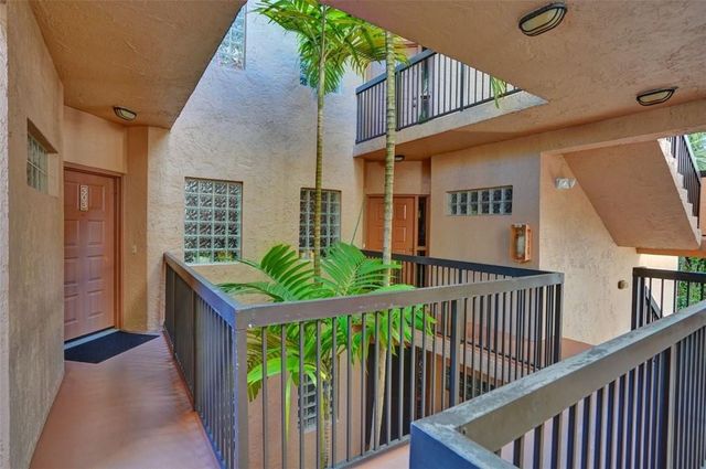 10791 NW 14th Street 303, Plantation, FL 33322