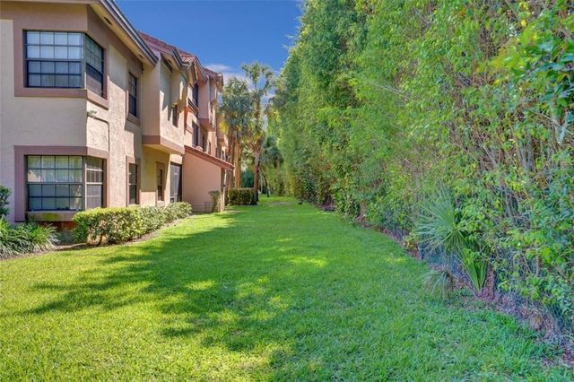 10791 NW 14th Street 303, Plantation, FL 33322