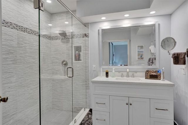 10791 NW 14th Street 303, Plantation, FL 33322