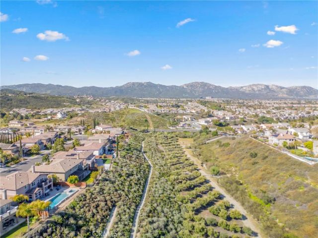 33710 Sattui, Temecula, CA 92592