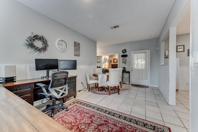 11987 Nelwood Street, Willis, TX 77318