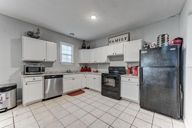 11987 Nelwood Street, Willis, TX 77318