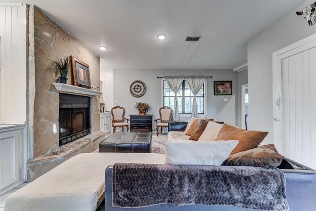 11987 Nelwood Street, Willis, TX 77318