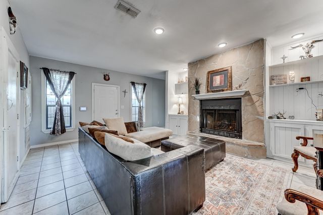 11987 Nelwood Street, Willis, TX 77318