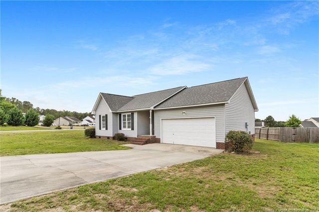 15 Peach Blossom Circle, Sanford, NC 27332