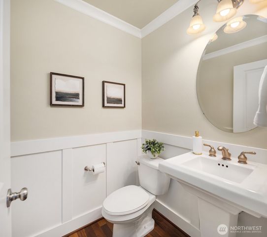 2200 NE Newton Lane, Issaquah, WA 98029