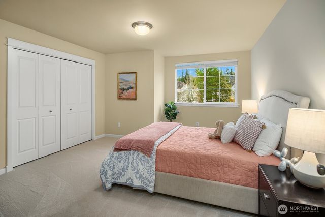 2200 NE Newton Lane, Issaquah, WA 98029