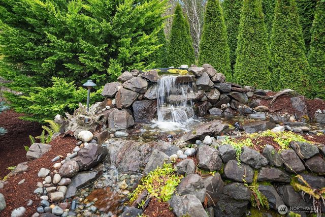 2200 NE Newton Lane, Issaquah, WA 98029